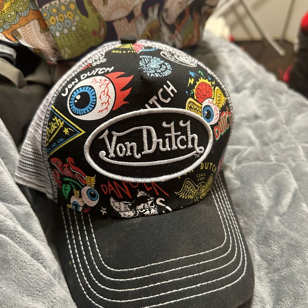 Von Dutch Multicolor Graphic Trucker Hat (NWOT)